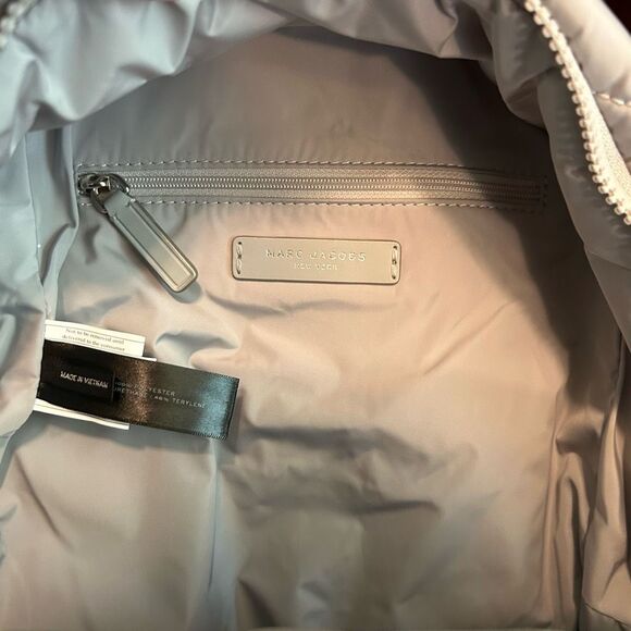 NWT Marc Jacobs Backpack Ghost Grey Puffer - Picture 4 of 11